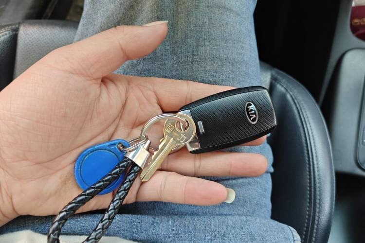 Used Kia K3 2013 1.6L Automatic DLX Vehicle Key