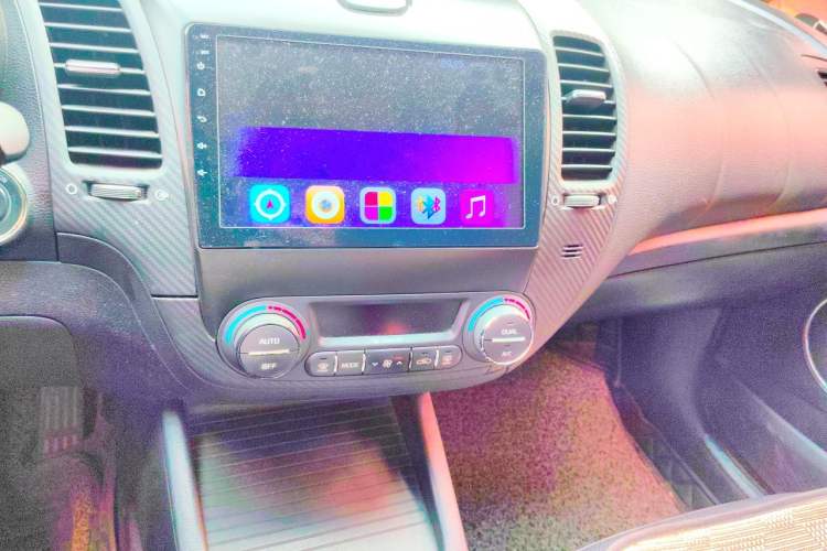 Used Kia K3 2013 1.6L Automatic DLX Audio And AC Panel