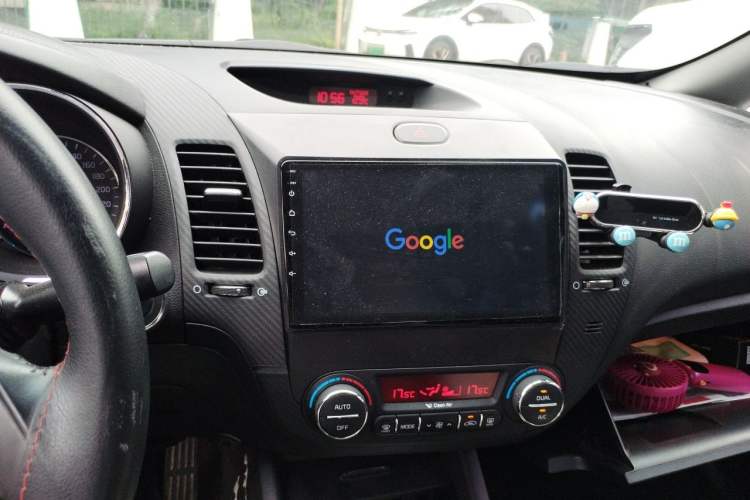 Used Kia K3 2013 1.6L Automatic DLX Audio And AC Panel