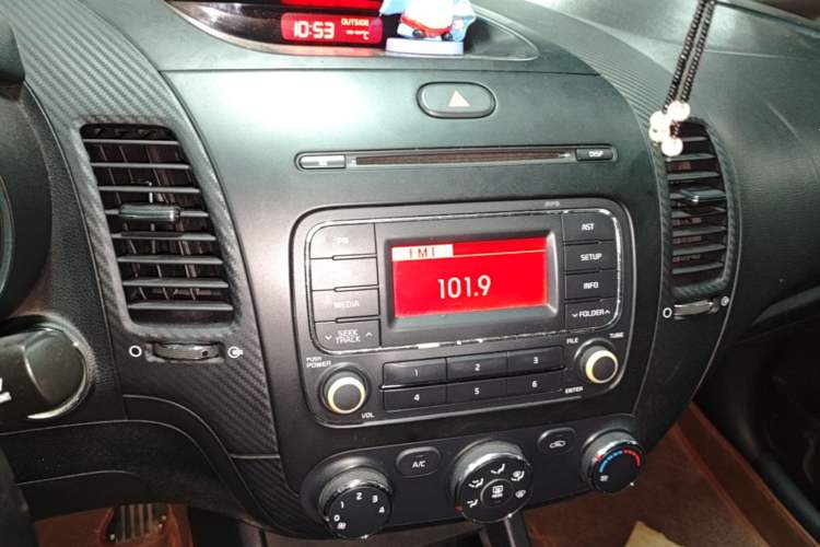 Used Kia K3 2013 1.6L Automatic GLS Audio And AC Panel