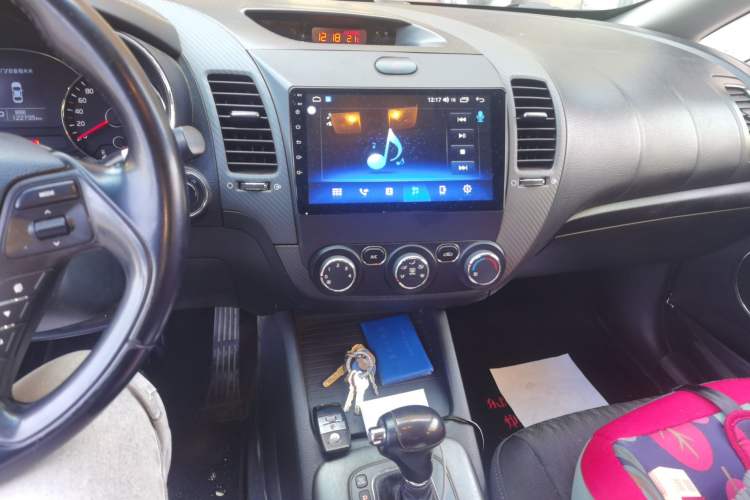 Used Kia K3 2013 1.6L Automatic GLS Audio And AC Panel