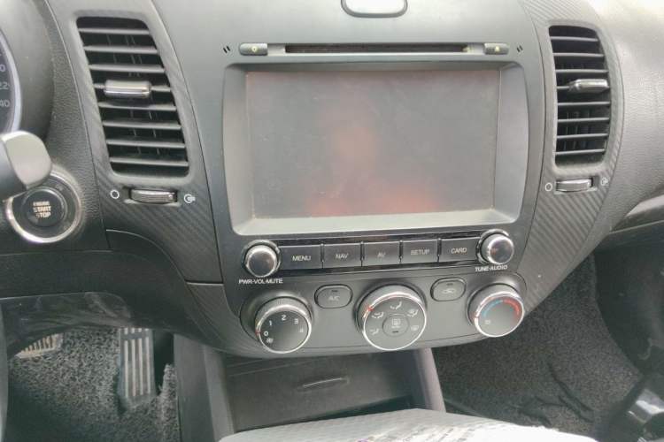 Used Kia K3 2013 1.6L Automatic GLS Audio And AC Panel