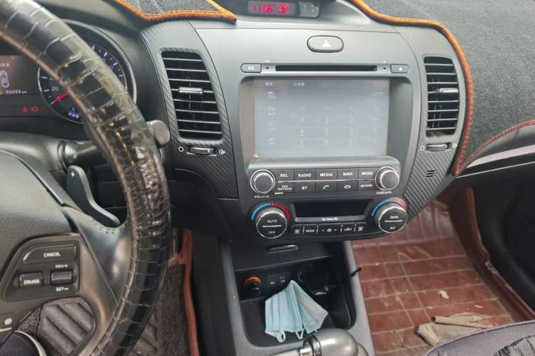 Used Kia K3 2013 1.6L Automatic Premium Audio And AC Panel