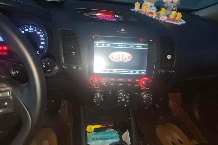 Used Kia K3 2013 1.6L Automatic GLS Audio And AC Panel
