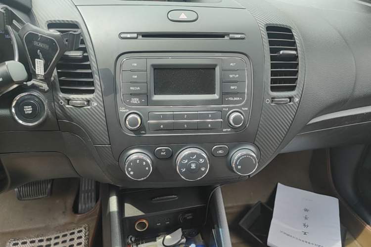 Used Kia K3 2013 1.6L Automatic GLS Audio And AC Panel