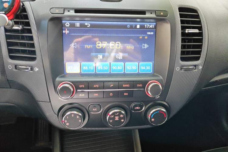 Used Kia K3 2013 1.6L Automatic Premium Audio And AC Panel