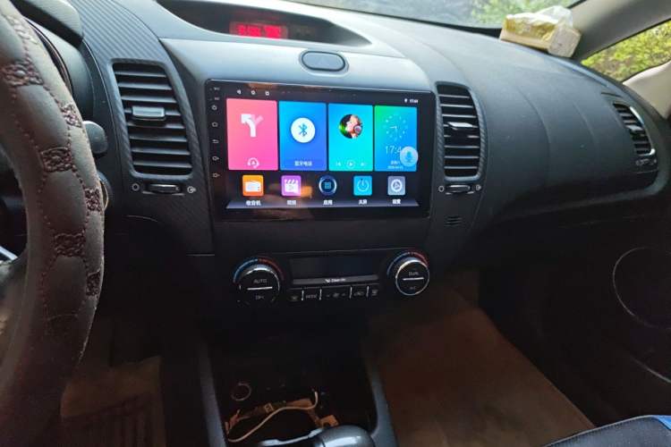 Used Kia K3 2013 1.6L Automatic Premium Audio And AC Panel