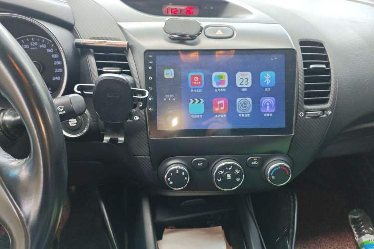 Used Kia K3 2013 1.6L Automatic GLS Audio And AC Panel