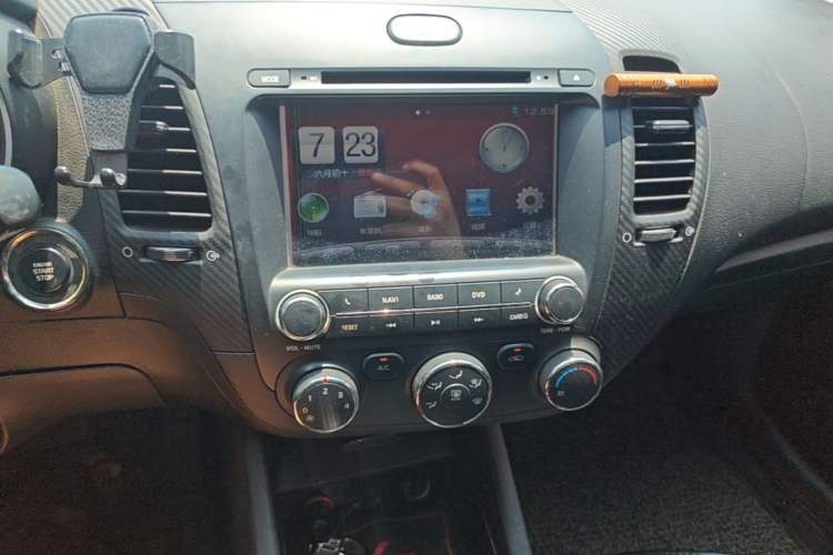 Used Kia K3 2013 1.6L Automatic GLS Audio And AC Panel