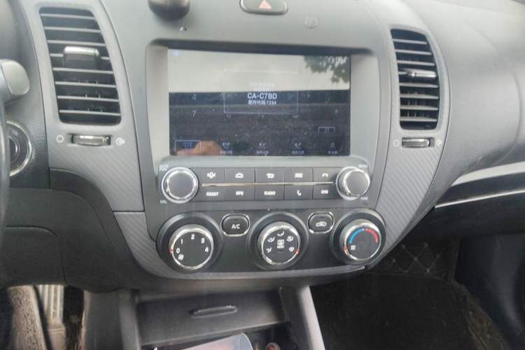 Used Kia K3 2013 1.6L Automatic GLS Audio And AC Panel
