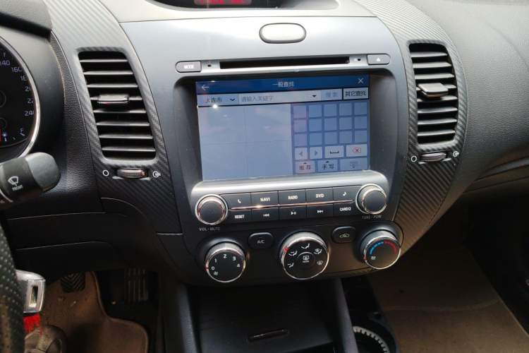 Used Kia K3 2013 1.6L Manual GLS Audio And AC Panel