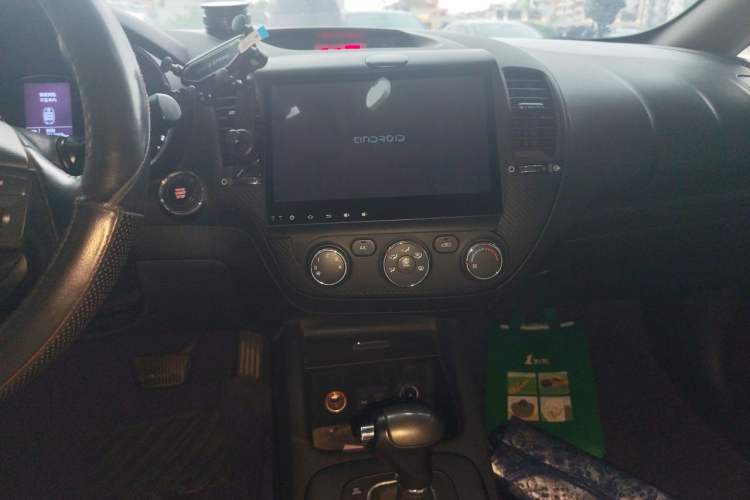 Used Kia K3 2013 1.6L Automatic GLS Audio And AC Panel