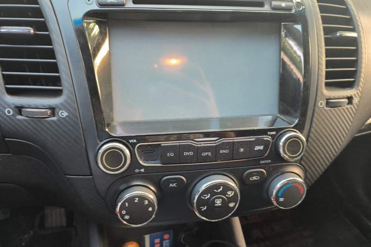 Used Kia K3 2013 1.6L Manual GL Audio And AC Panel