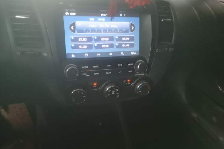 Used Kia K3 2013 1.6L Manual GLS Audio And AC Panel