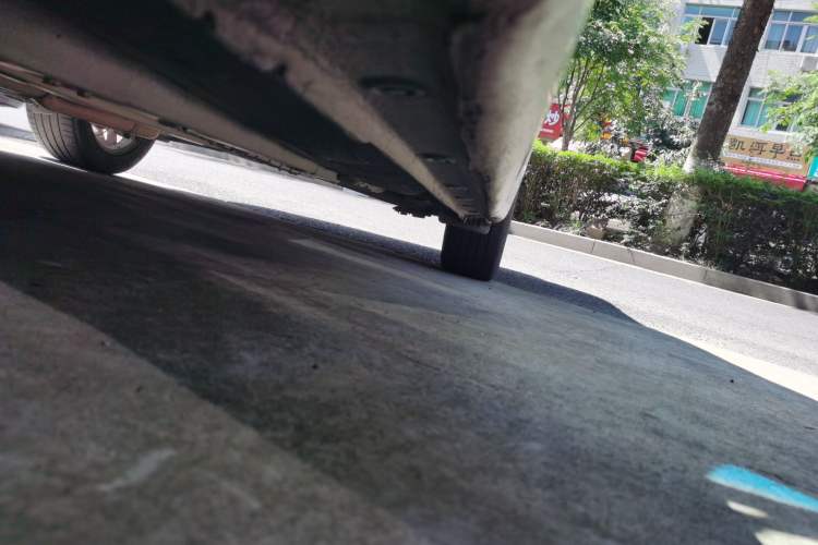 Used Kia K3 2013 1.6L Automatic GLS Chassis Front Left