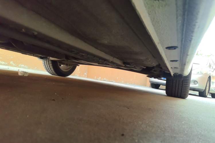 Used Kia K3 2013 1.6L Automatic GLS Chassis Front Left