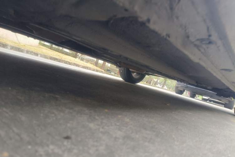 Used Kia K3 2013 1.6L Automatic GLS Chassis Front Left