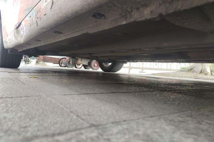 Used Kia K3 2013 1.6L Automatic GLS Chassis Front Right