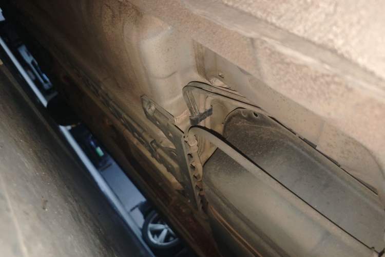 Used Kia K3 2013 1.6L Automatic GLS Chassis Rear Left