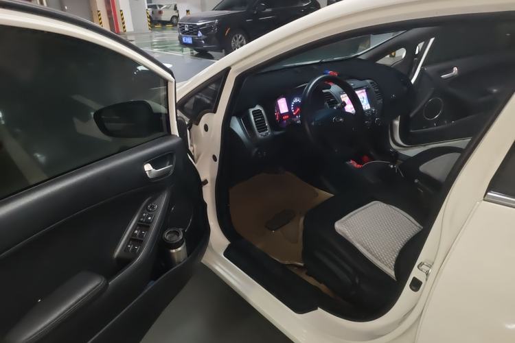 Used Kia K3 2013 1.6L Manual GLS Driver Seat