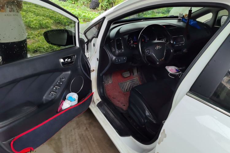 Used Kia K3 2013 1.6L Automatic DLX Driver Seat