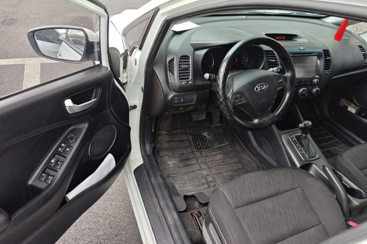 Used Kia K3 2013 1.6L Automatic GLS Driver Seat