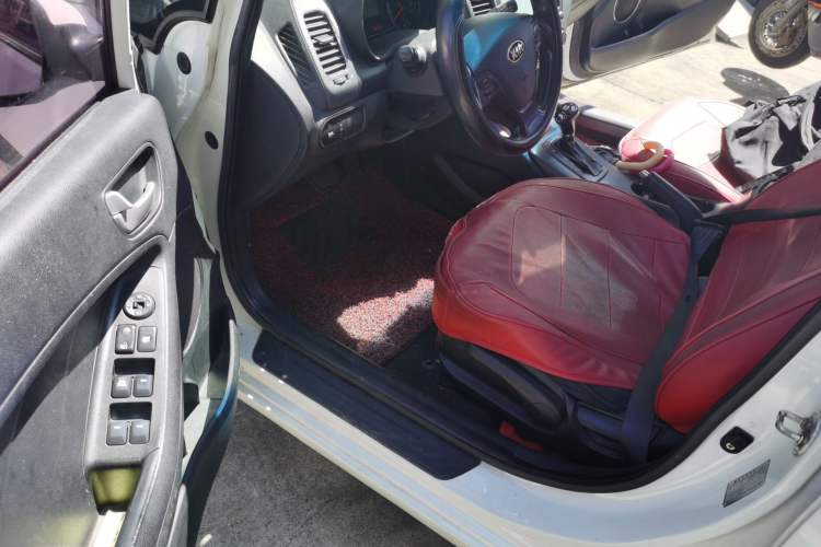 Used Kia K3 2013 1.6L Automatic GLS Driver Seat
