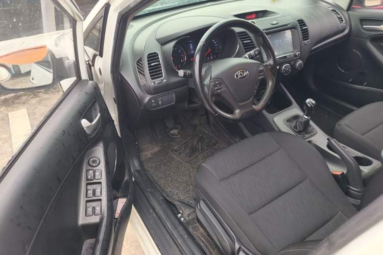 Used Kia K3 2013 1.6L Manual GLS Driver Seat