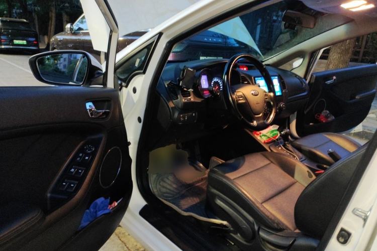 Used Kia K3 2013 1.6L Automatic DLX Driver Seat