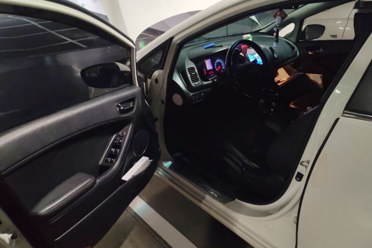 Used Kia K3 2013 1.6L Automatic DLX Driver Seat