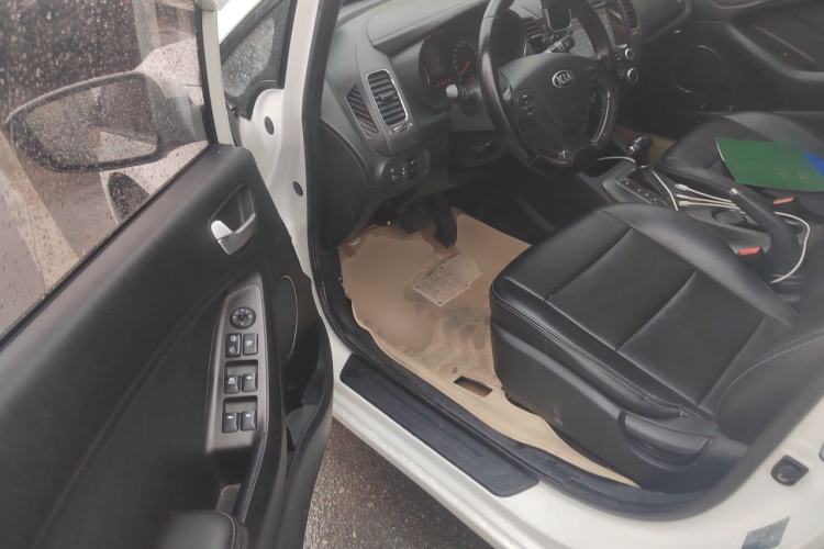 Used Kia K3 2013 1.6L Automatic GLS Driver Seat