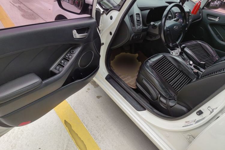 Used Kia K3 2013 1.6L Automatic GLS Driver Seat