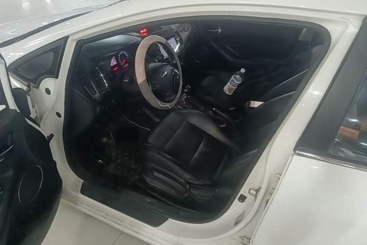 Used Kia K3 2013 1.6L Automatic DLX Driver Seat