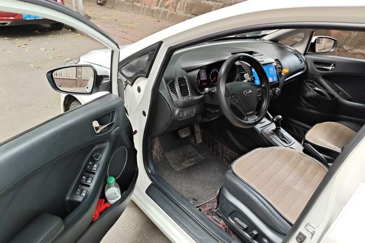 Used Kia K3 2013 1.6L Automatic GLS Driver Seat