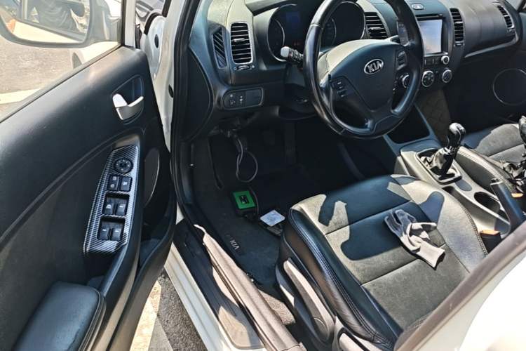 Used Kia K3 2013 1.6L Manual GLS Driver Seat