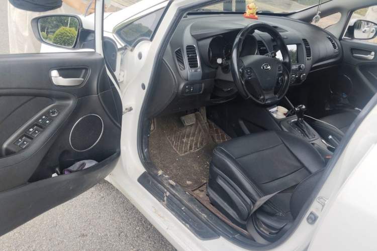 Used Kia K3 2013 1.6L Automatic GLS Driver Seat