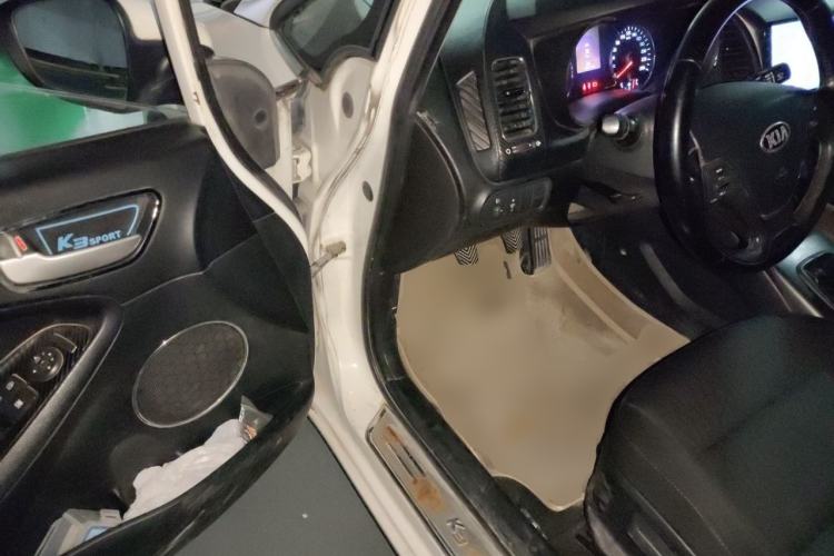 Used Kia K3 2013 1.6L Manual GLS Driver Seat