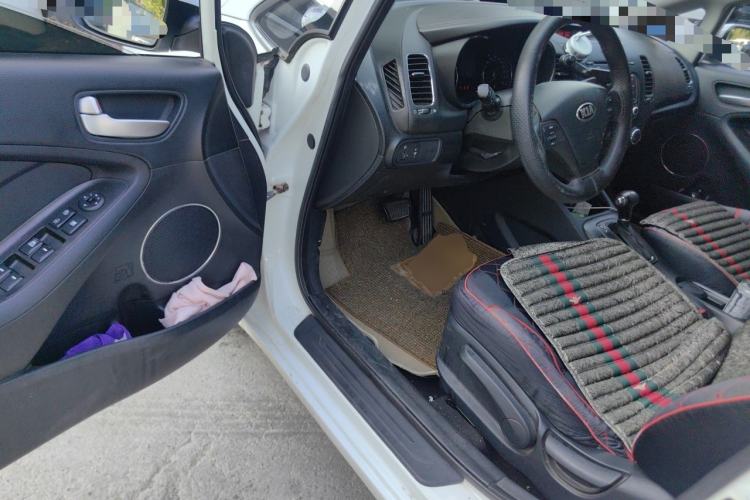 Used Kia K3 2013 1.6L Automatic GLS Driver Seat
