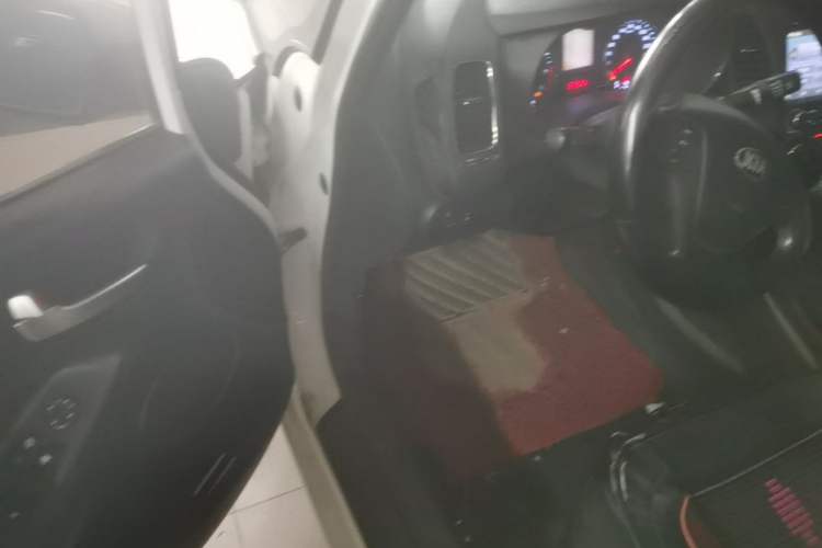 Used Kia K3 2013 1.6L Manual GLS Driver Seat