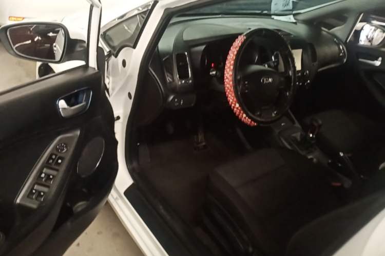Used Kia K3 2013 1.6L Manual GLS Driver Seat