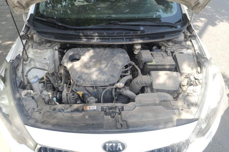 Used Kia K3 2013 1.6L Automatic GLS Engine Bay