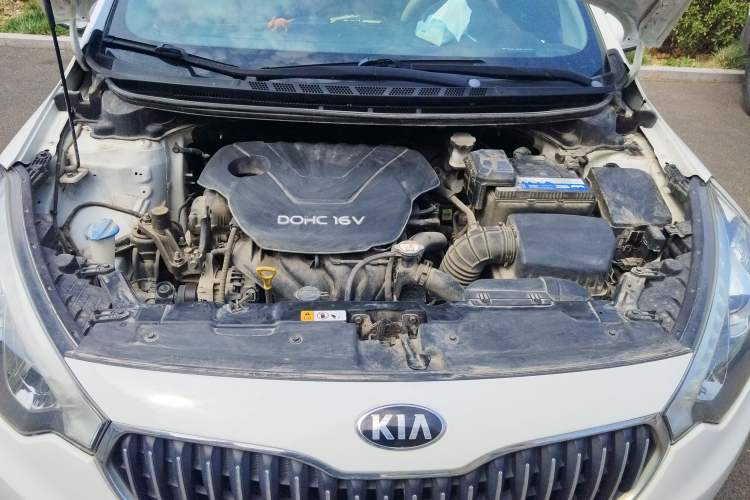 Used Kia K3 2013 1.6L Automatic GLS Engine Bay