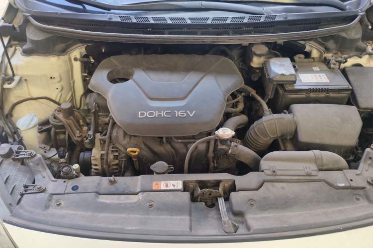 Used Kia K3 2013 1.6L Automatic GLS Engine Bay