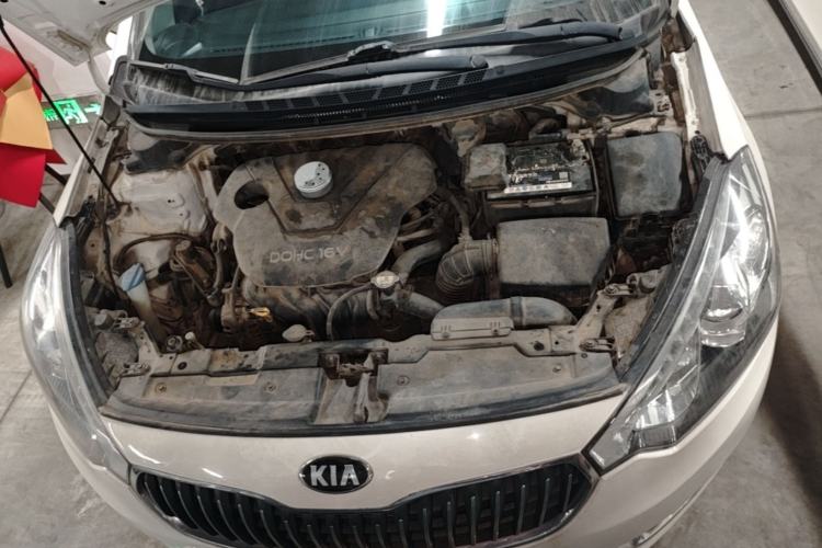 Used Kia K3 2013 1.6L Automatic GLS Engine Bay