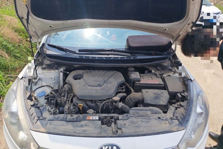 Used Kia K3 2013 1.6L Automatic GLS Engine Bay