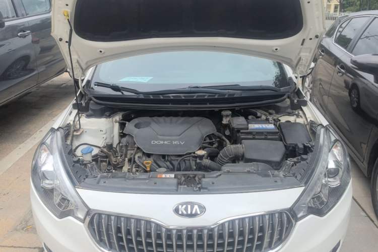 Used Kia K3 2013 1.6L Automatic GLS Engine Bay