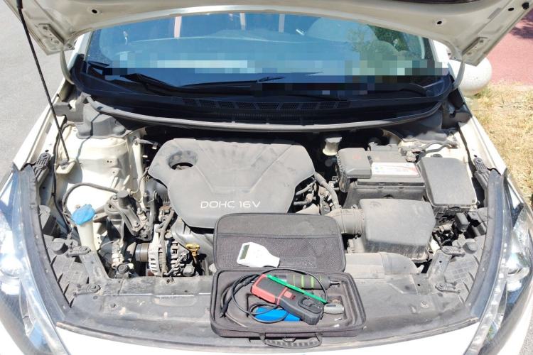 Used Kia K3 2013 1.6L Manual GLS Engine Bay