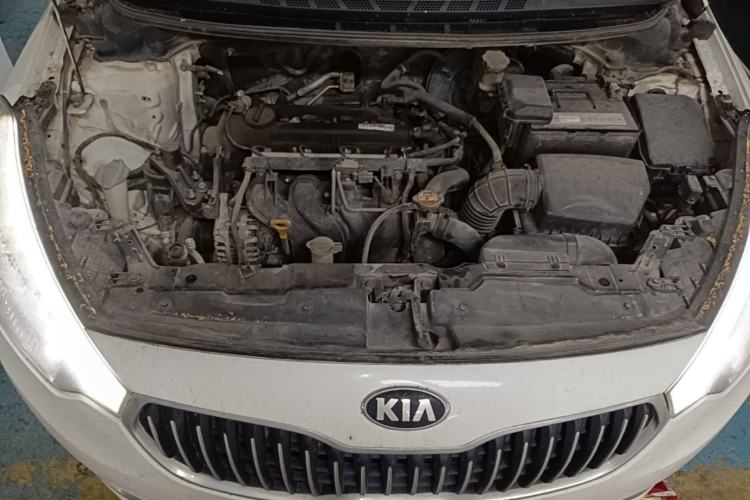 Used Kia K3 2013 1.6L Manual GLS Engine Bay