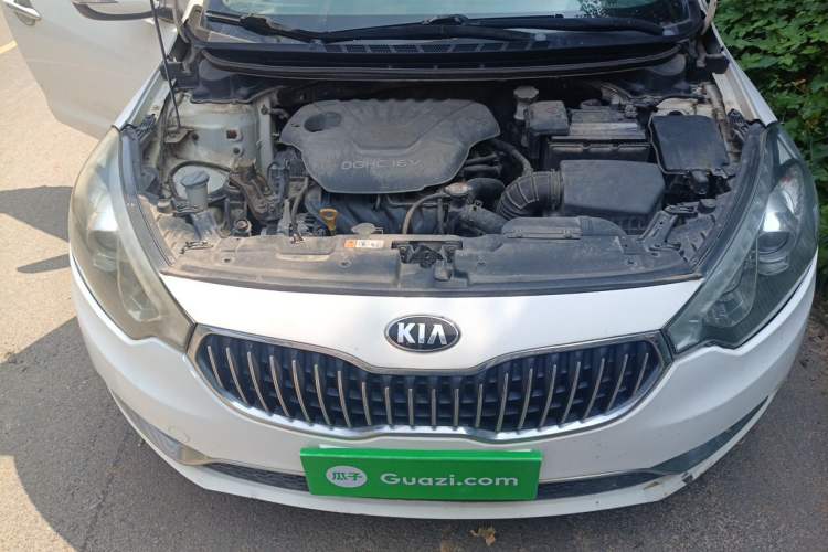 Used Kia K3 2013 1.6L Manual GLS Engine Bay