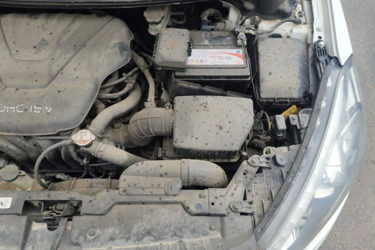 Used Kia K3 2013 1.6L Automatic GLS Engine Bay Left
